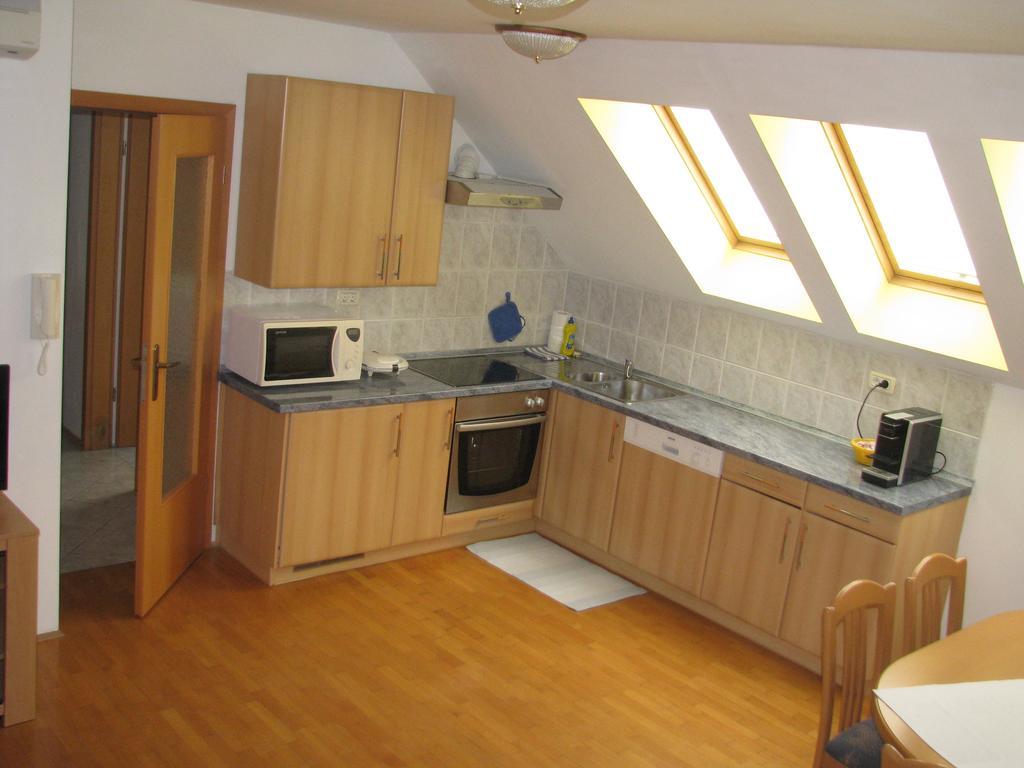 Apartment Gaspercic โบเว็ก ภายนอก รูปภาพ