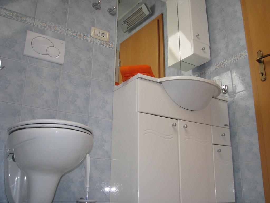 Apartment Gaspercic โบเว็ก ภายนอก รูปภาพ